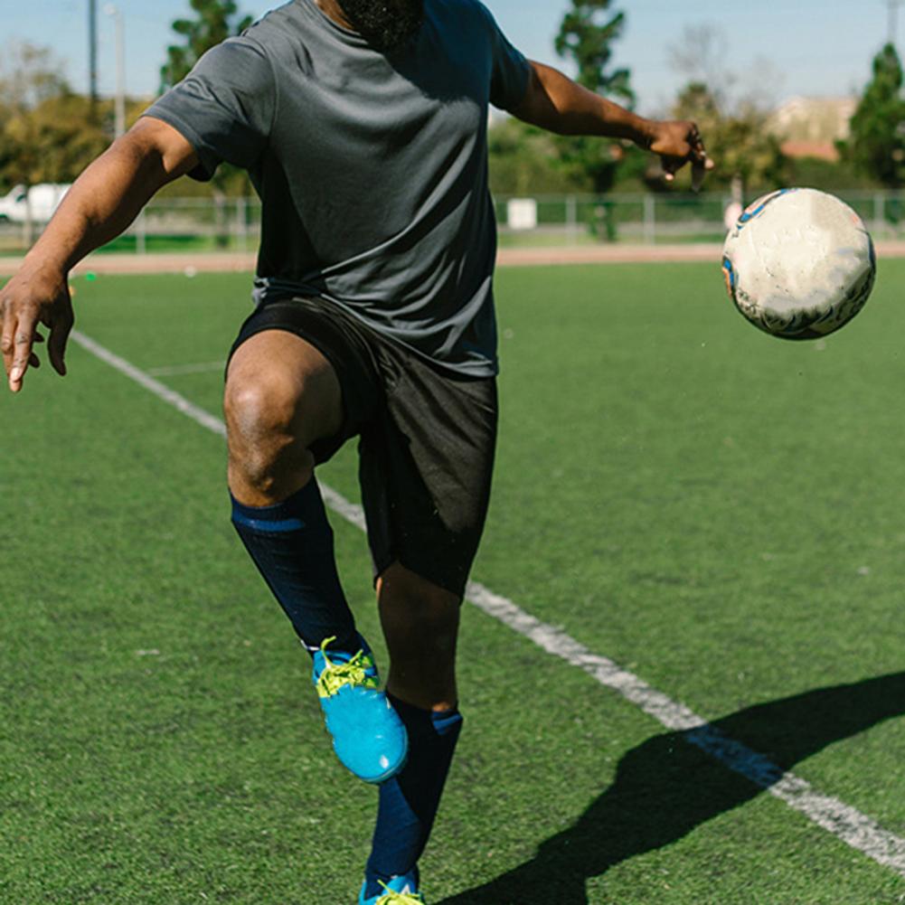 قطعة واحدة من واقي قصبة الساق  - مراجعة Compression Sleeve Calf وسعره